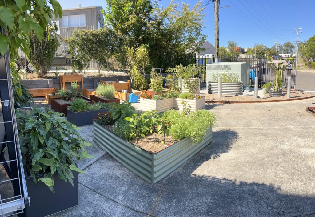 About Birdies Garden Products USA